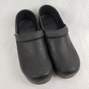 Dansko Womens Professional Nursing Clogs Shoes Matte Black Leather Size 41